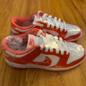 Brand new women’s Nike Dunk Low sneakers